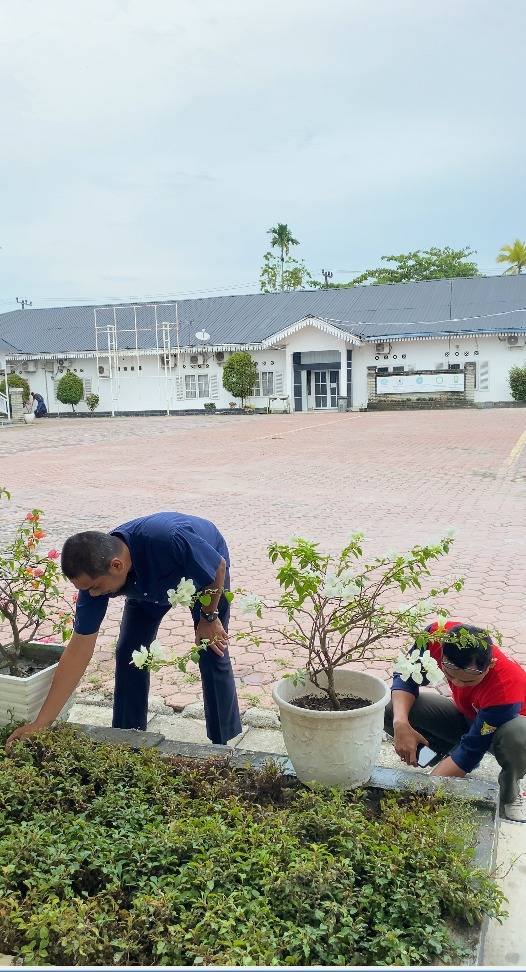 Jumat Bersih, Kominfo Sergai Dukung Aksi World Cleanup Day 2025