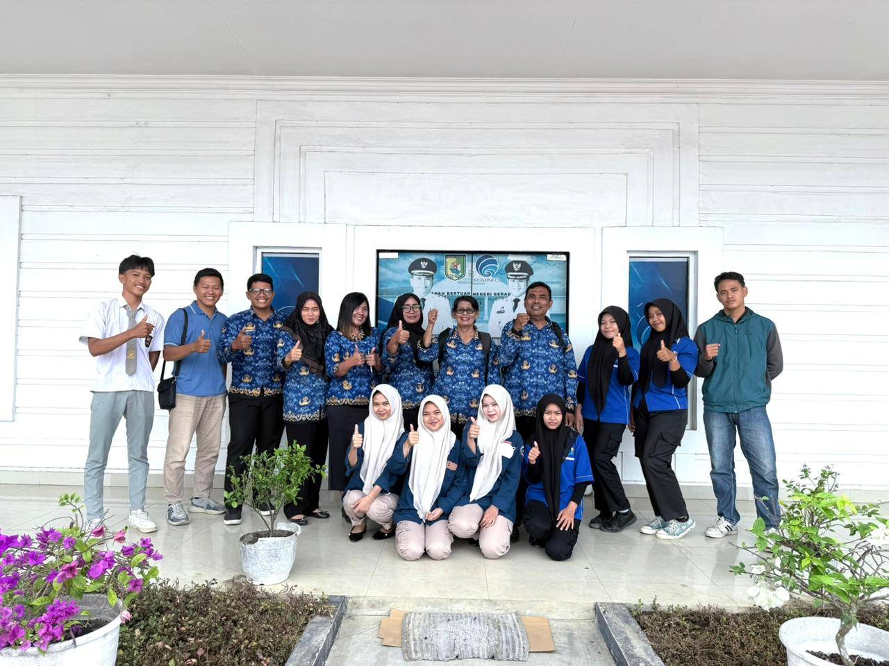 Enam Bulan Magang Rampung, Dinas Kominfo Sergai  Lepas Siswa PKL: “Pengalaman Ini Jadi Bekal Masa Depan”