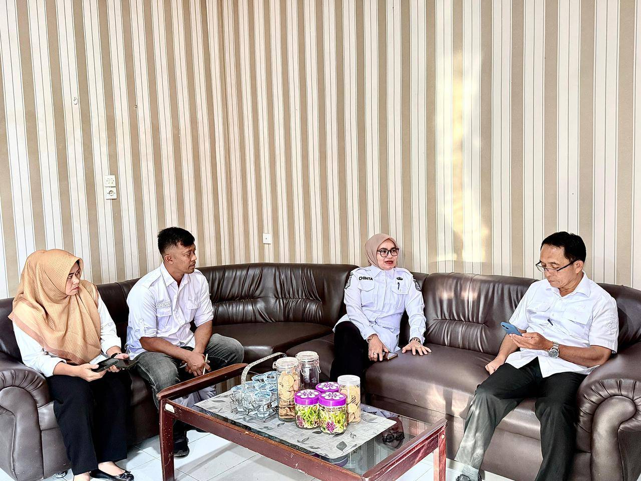 Kadis Kominfo Sergai Turun Langsung Pantau Jaringan Internet Perangkat Daerah